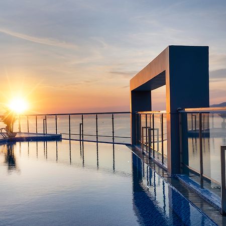 Dqua Hotel Nha Trang Exterior foto