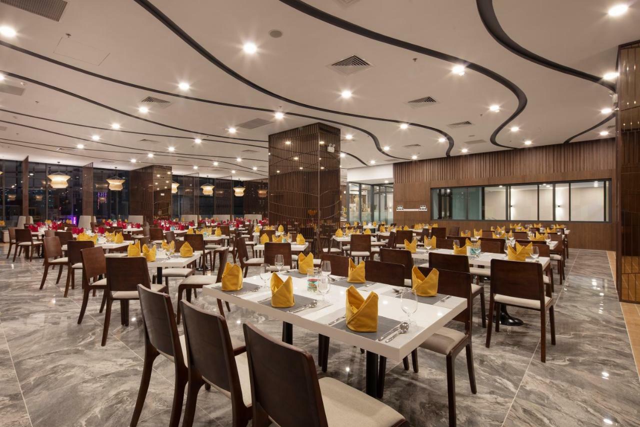 Dqua Hotel Nha Trang Exterior foto